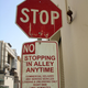 Illustration for article titled America's 10 Most Confusing Traffic Signs